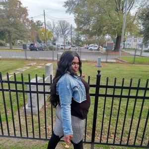 Meet your Posher, Keisha